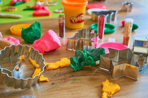 Play-doh and kid sculpting tools